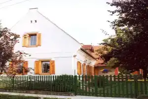 Berek Ház Guest house, Balatonbereny