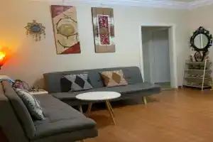 2 bedroom small unit 1 minute walk to shopping centre NO PARKING SLOT NO LIFT, Wollongong