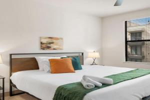 TWO Modern Waterfront CozySuites sidebyside, Scottsdale