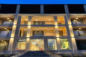 Dream Hotel, Haghpat