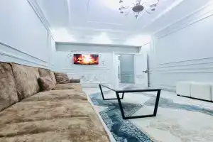 Close to City I Near Metro Station I Spacious I Fast Wi-Fi Apartments, Tashkent