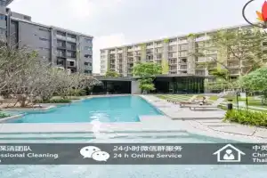 BTS S5 Surasak 900 meters near the Mekong River Pier Free Swimming Pool in Ferris Wheel Night Market Chinese Reception Center Apartments, Bangkok