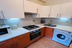 Odnokomnatnaya vozle parka! Apartments, Odessa