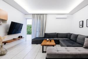 Joseph Seaside Apartment, Amoudara