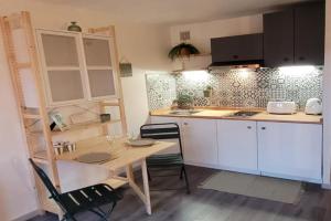 Appart cocooning proche centre avec Parking, climatisation Apartments, Hyeres