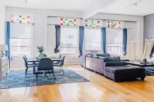 Greely Gaslamp - Loft w Parking & 4 Beds #201 Hotel, San Diego