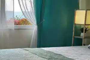 Sea View apartment in, Coral Bay