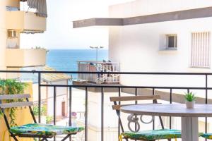 Home Victoria Playa Málaga Apartments, Rincon de la Victoria