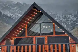Kazbegi Hut Cottage, Kazbegi