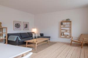 1 Bed Apartment Sleeps 2 with Parking WiFi Tv, Aalborg