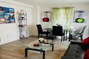 Home Sweet Home Apartments, Miami