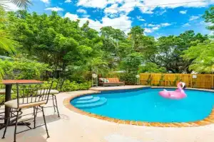 Ft. Lauderdale 3 bd Pool WiFi Guest house, Fort Lauderdale