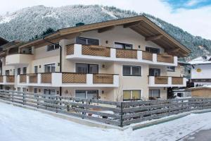 Apartment Rosa-8 by Interhome, Mayrhofen