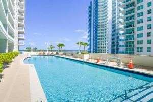 Stunning 1/1 Condo @Brickell Free Parking/Pool Apartments, Miami