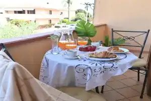 IzzHome Maris Guest house, Pula