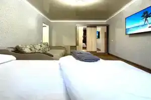 Abaya 68 v tsentre, 4 spalnyh mesta Apartments, Petropavlovsk