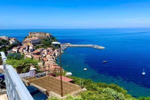 Blue Jolie Guest house, Scilla