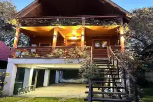 Tisza-Parti Rönkház Guest house, Tokaj