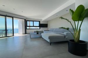 Sea La Vie #2 - Luxury Seaview apartment, Paphos