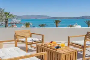 Elounda Helios Luxury Apartment with Rooftop Jacuzzi, Elounda