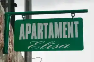 Elisa Apartment, Gjirokaster