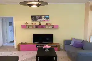 Upper Neighbourhood Apartments, Korinthos