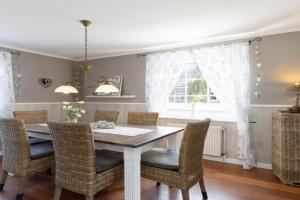 Komfort- Gröschke Chr-Westphal-Str 17 APPARTO Guest house, Gromitz