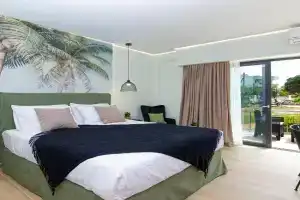 Palm Luxury Suite Apartments, Stalis