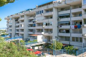 Apartments with parking space, Split - 21310, Solin