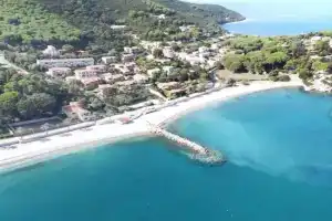 Maggiolino al mare Apartments, Cavo
