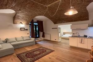 Suite The Brick - Host by Traveller's Nest Apartments, Torino