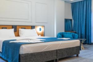 GRAND MOON HOTEL, Eksinoz