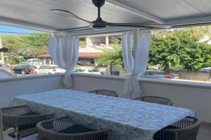 villa TiCia a 100 metri dalla spiaggia con parcheggio privato, Lido Marini