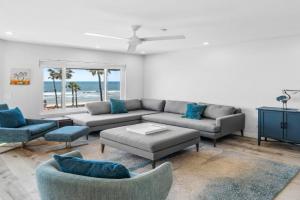 Pacific Sunsets San Miguel 16 Inviting oceanfront condo, dog-friendly, with hot tub, balcony, & W/D Guest house, Oceanside