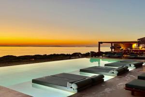 Akre Hotel - Designed for Adults, Stelida
