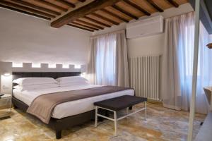 Torre del Fuggisole Hotel, Siena