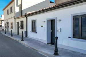 Luxurious and posh in Historical Centre - Superior la Marmora Town House - Completely Renovated & fully Equipped, Olbia