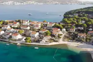 Modern Seafront Villa Steps from the Beach, Rogoznica
