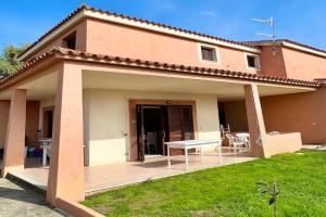 ISS Travel, Gli Asfodeli - Large apartments with private terrace, San Teodoro