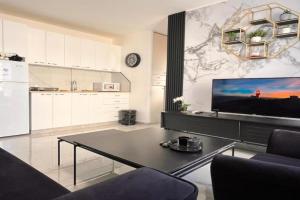 דירת 2 חדרים בטיילת Apartments, Rishon LeZion