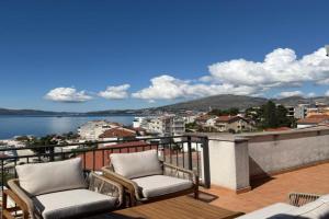4-Bedroom Family Paradise with Top View, Trogir