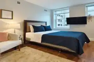 Fun Cozy Apts - 1 25 Mile Walk to TIAA Bnk Fld Apartments, Jacksonville