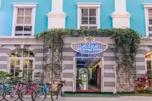 Alee Hotel, Halong