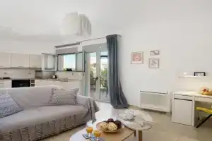 Alkmini Apartment, Sfakaki