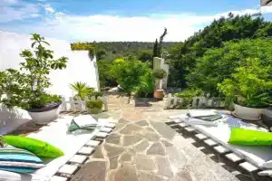 Cute tiny house, Rafina