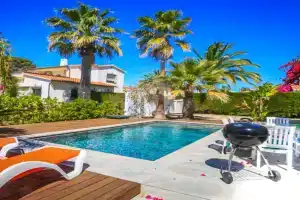 LITORAL COSTA DORADA - VILLA MONET Only families, Cambrils