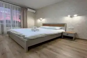 Priiemni apartamenti v Tsentri - Merezha HELEN, Poltava