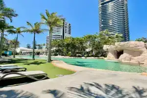 Diamond Beach 100 Apartments, Gold Coast