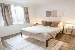 Walkable Apt Next to Restaurants, Bars, and Shops! Guest house, Portland