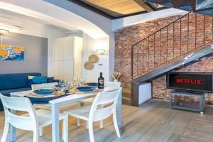 [Centro-Porta Nuova] Moderno Loft con Patio e WiFi Apartments, Torino